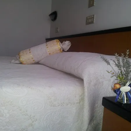 Montecarlo Hotel 3*