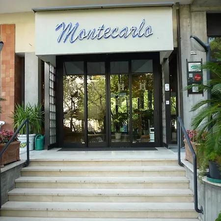 Montecarlo ホテル