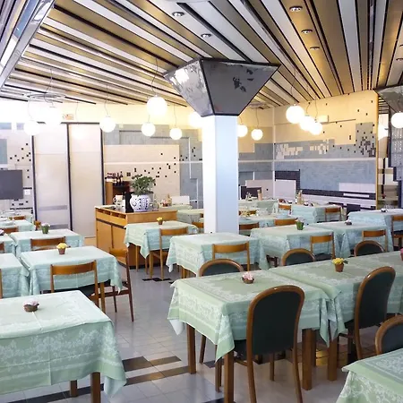 Montecarlo 3* キアンチャーノ・テルメ